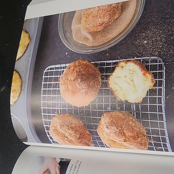 The Complete Cook's Country TV Show Cookbook - Picture 4 of 5